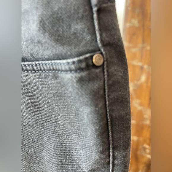 Lafayette 148 New York Grey Jeans! - Picture 5 of 6